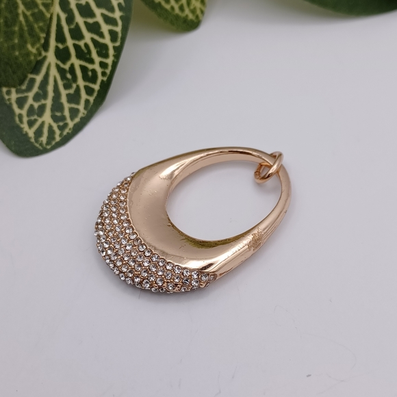 🍀3 for $15 - Reversible Rhinestone Pendant - Picture 5 of 5